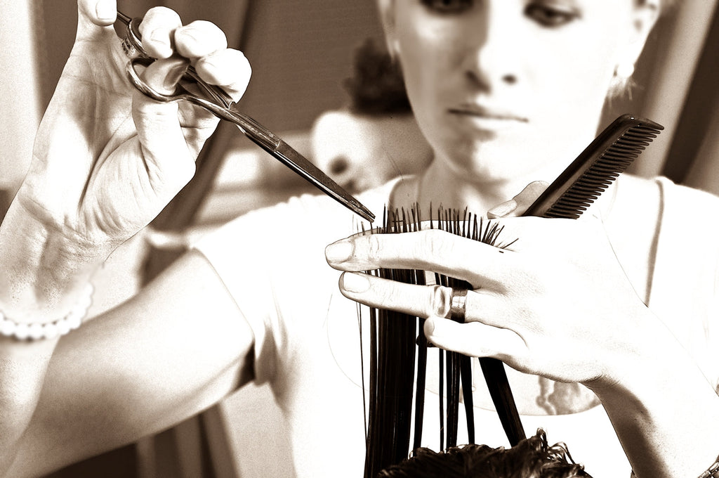 Mastering the Art of Hair Texturing with Scissors: Techniques for a Seamless, Natural Finish